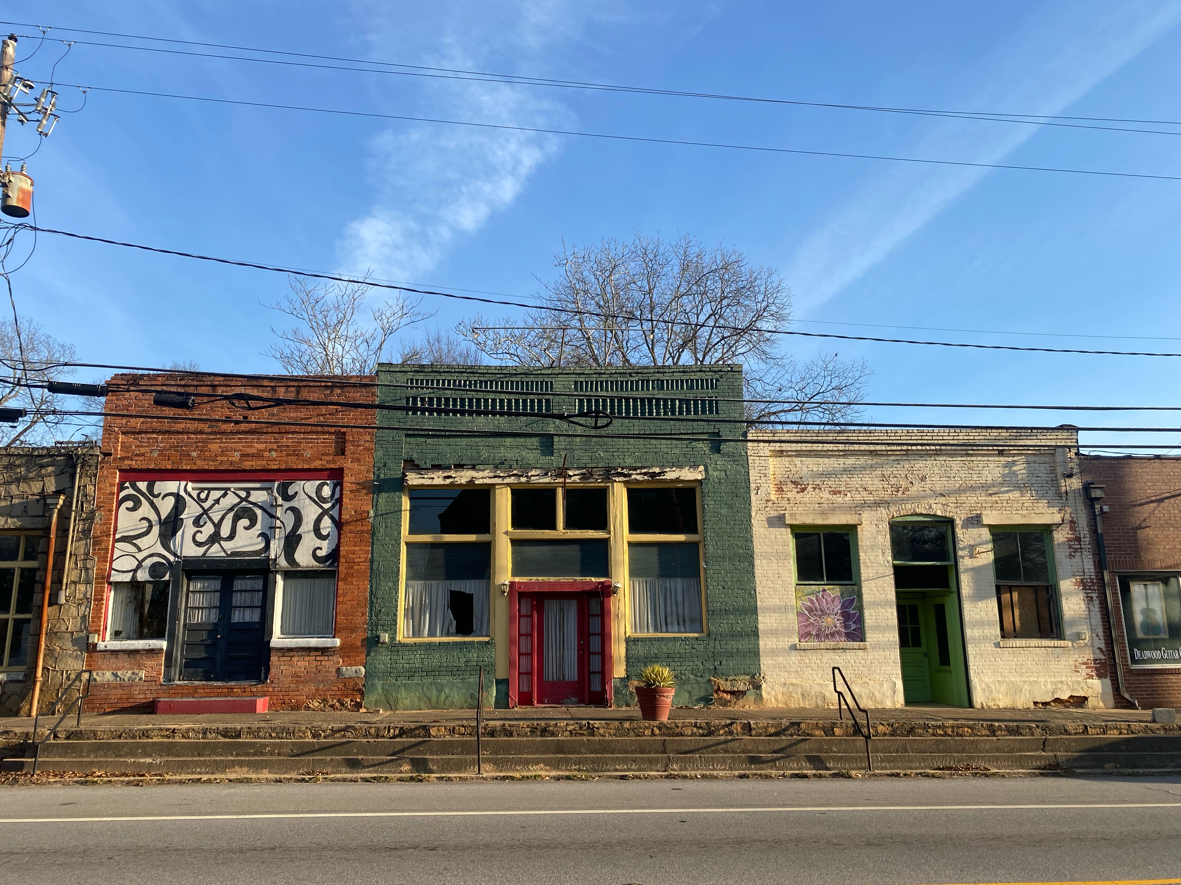 Lexington would like to resolve the issue of vacant downtown buildings, including the five properties owned by Richard "Rick" Hawkins. (Dink NeSmith/The Oglethorpe Echo)