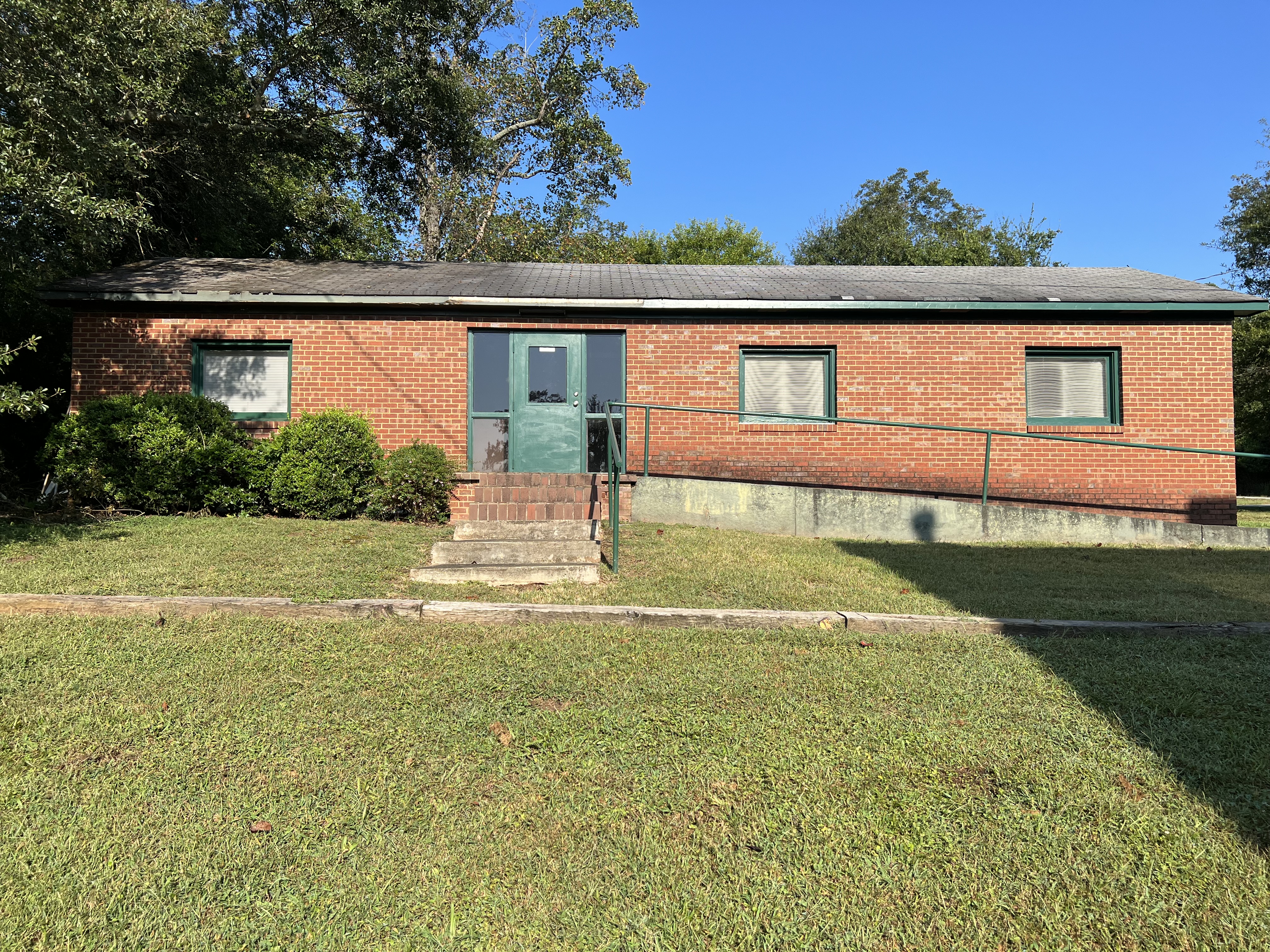 The newly renovated Lexington City Hall is expected to be completed next month. The project will cost between $7,000-$8,000 and include new paint, carpet and a new HVAC system. (TYLER BLOUNT/THE OGLETHORPE ECHO)  