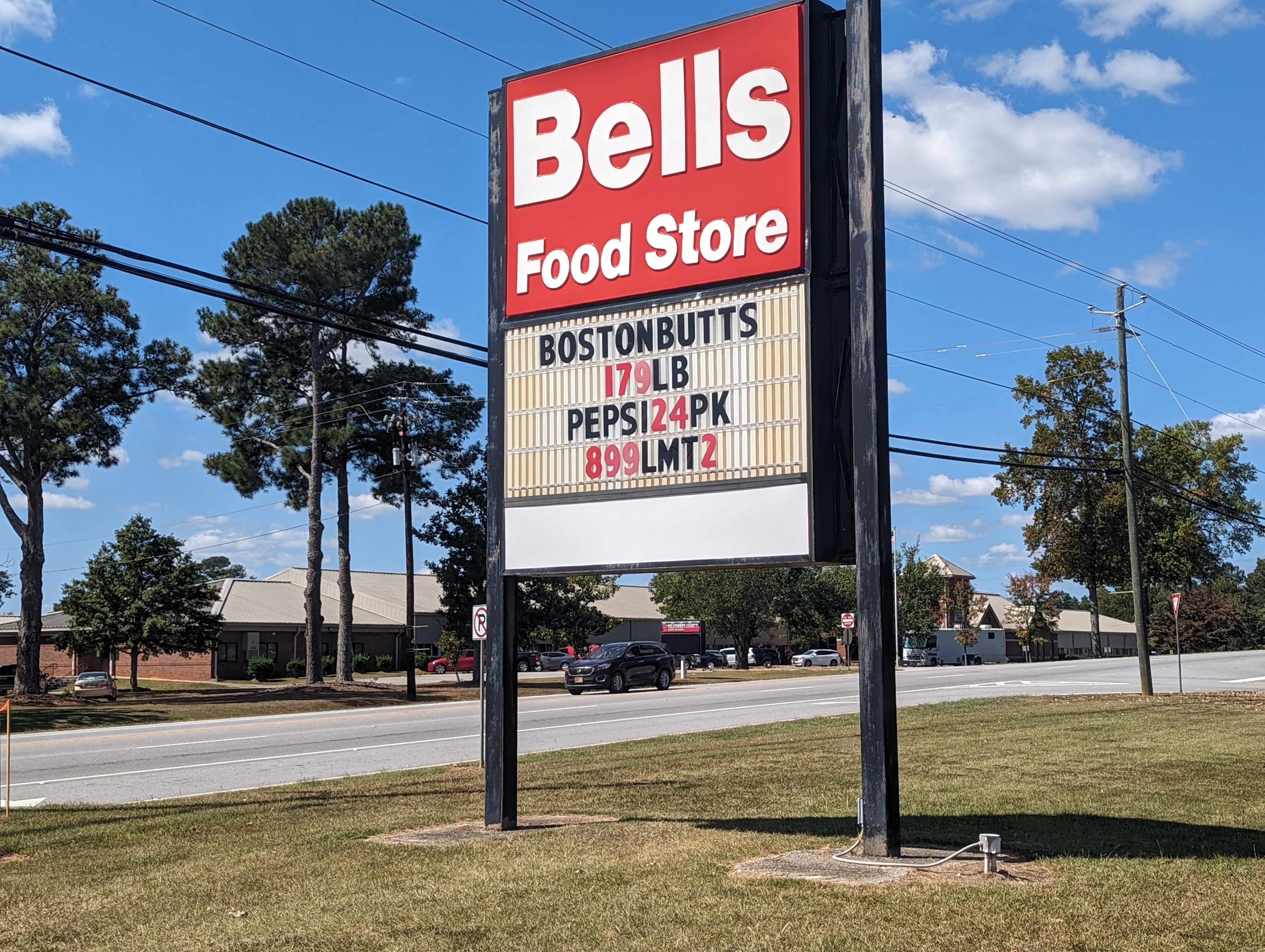 Bell's Food Stores, Oglethorpe County’s only grocery store, is in negotiations to be sold to B&T’s Food Fresh Market, a grocery chain in East Georgia. EVAN SMOAK/THE OGLETHORPE ECHO
