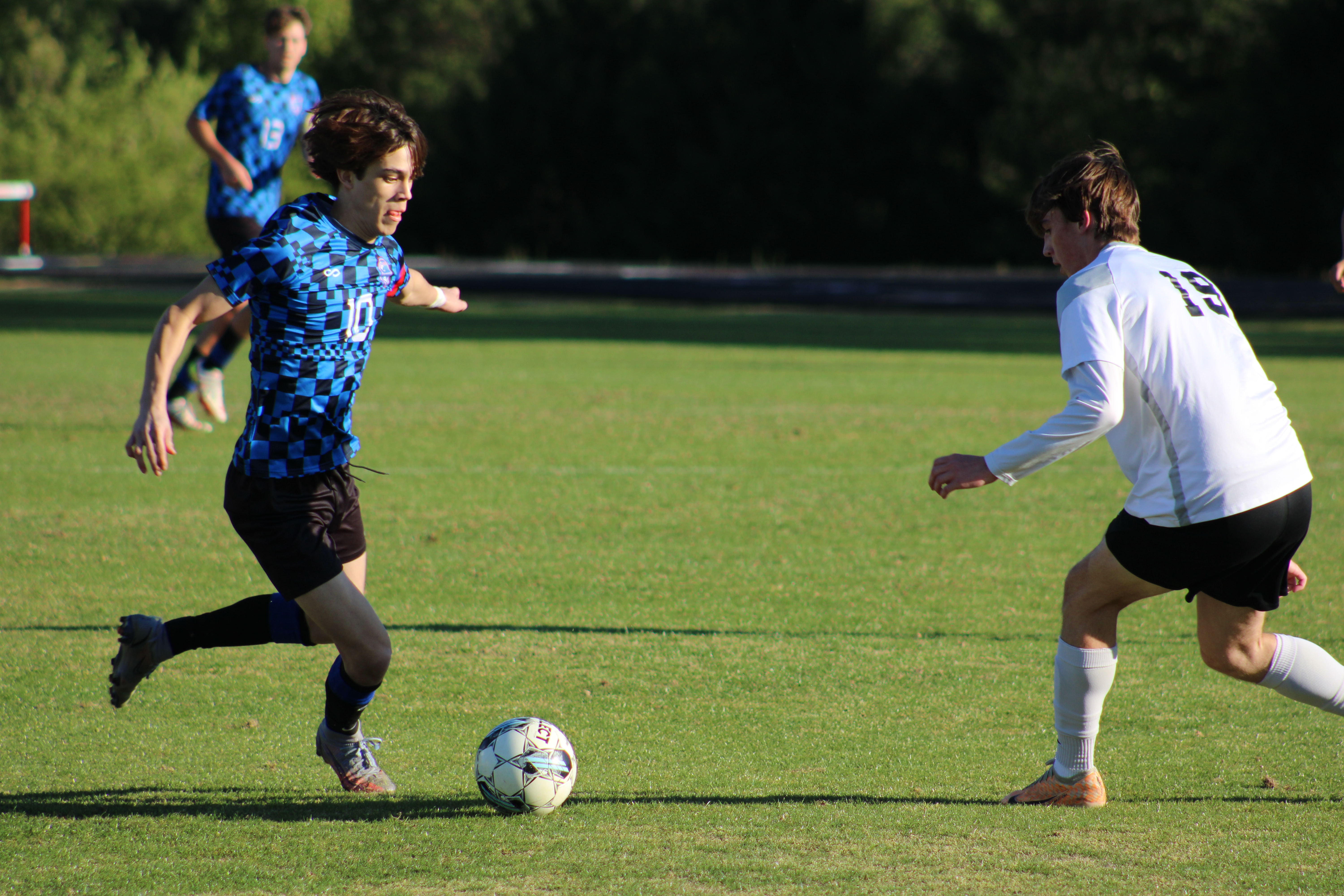 Oglethorpe County’s Miguel Rios looks to pass in a game against Valdosta last year. He’s scored 10 goals this season, second on the team to Clint Graham’s 12 goals. (OWEN WARDEN/THE OGLETHORPE ECHO)