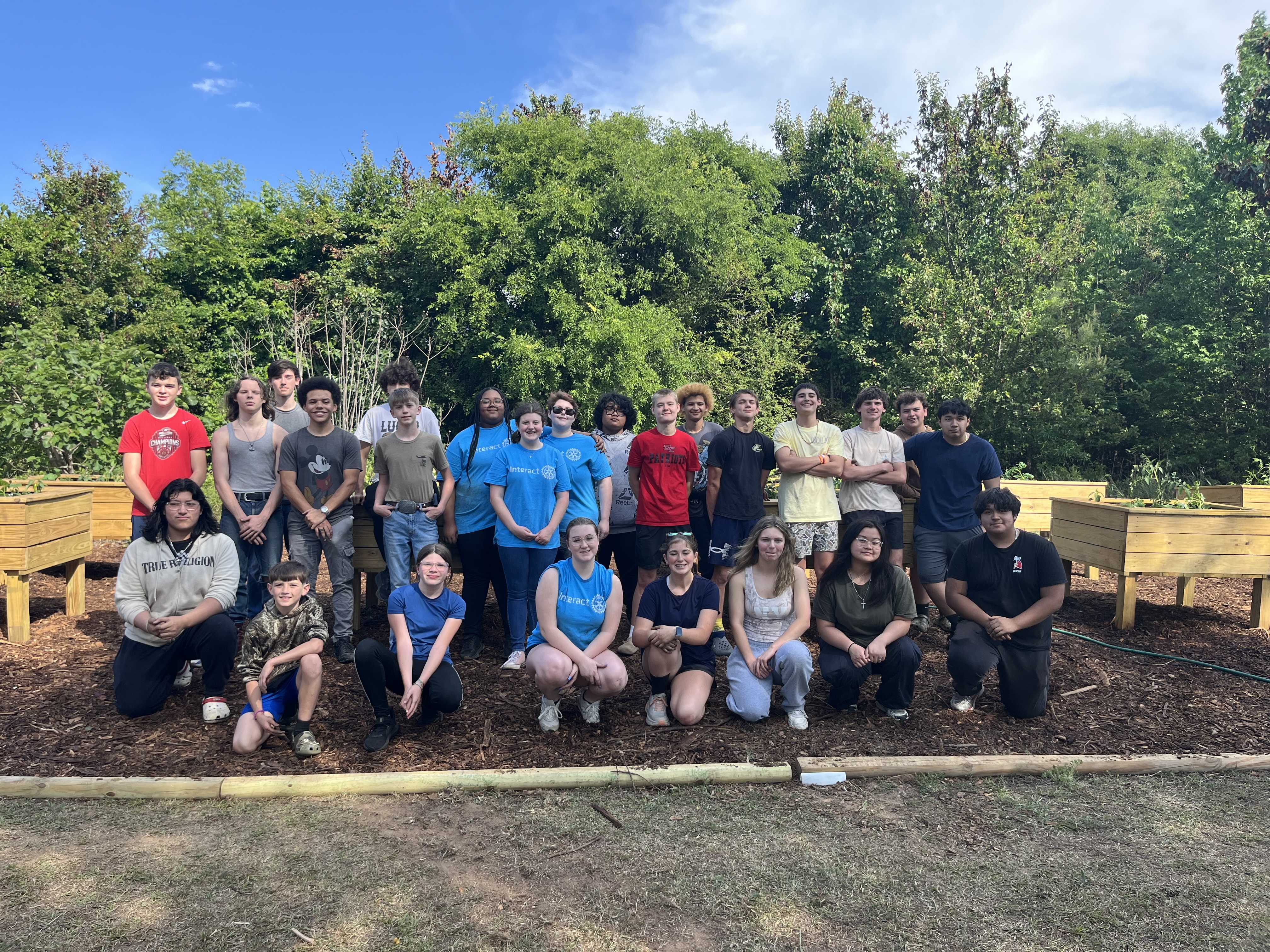 More than 20 students from Oglethorpe County High School and Oglethorpe County Middle School came to volunteer at the workday event at the Oglethorpe County Senior Center on Tuesday. Event organizer Sara Hughes was excited to cultivate community with this project. "I just love that we all get to work together to serve the community, all of these different wonderful entities get to come together for a common goal. I love to see opportunities like that." (Photo/Emilie Sullivan)