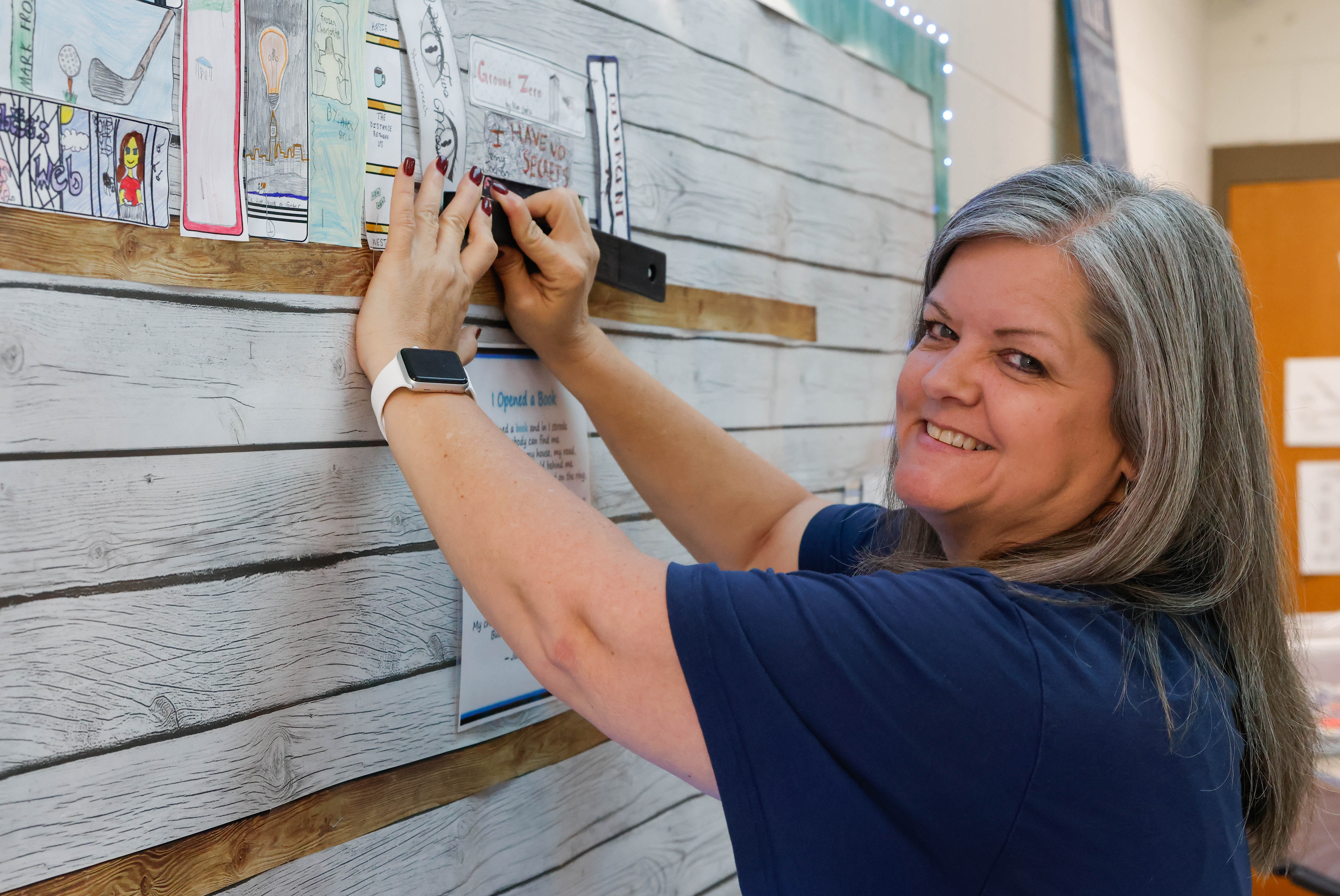 lady decorates board