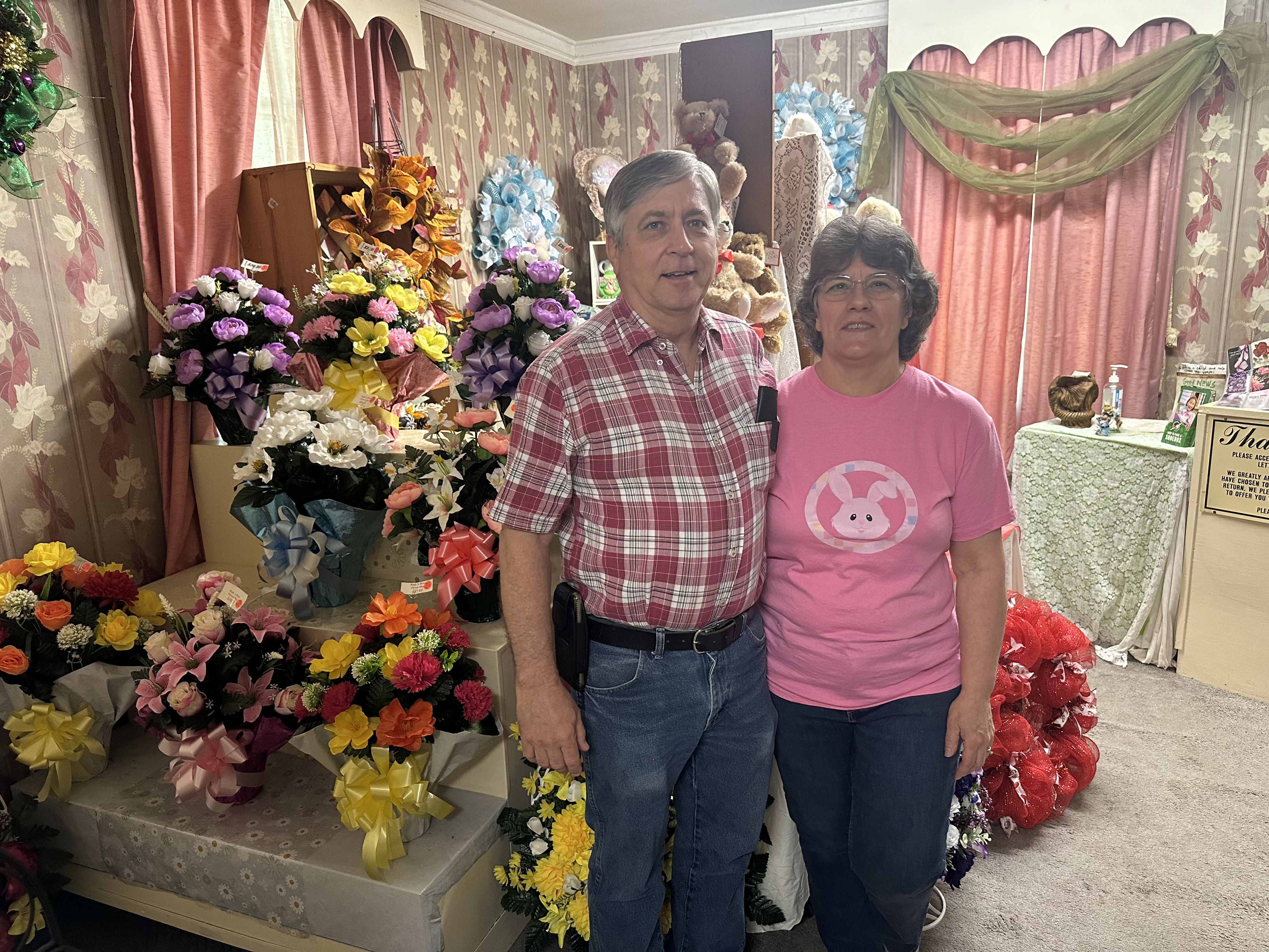 Keith and Paula Wagnon of Buds 'n Bows in Crawford are closing the florist they've owned and operated since 2000. “This season of our life has come to a close," Paula Wagnon said. "We've met a lot of wonderful people, and they have become family." (Jordan Howard/The Oglethorpe Echo)