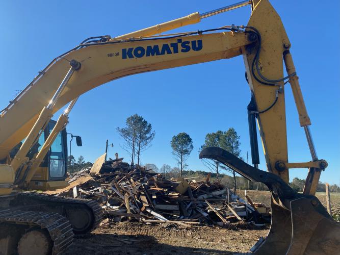 The Hut was demolished earlier this week to give way to a 50-acre mixed-use development going in at that same location. (Dink NeSmith/The Oglethorpe Echo)