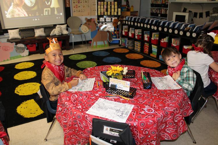 Angel Simpson’s kindergarten class worked on activities for the day in a farm theme. They learned to label parts of farm animals and color drawings with object finding tasks. (Photo/Caleb Baldwin)