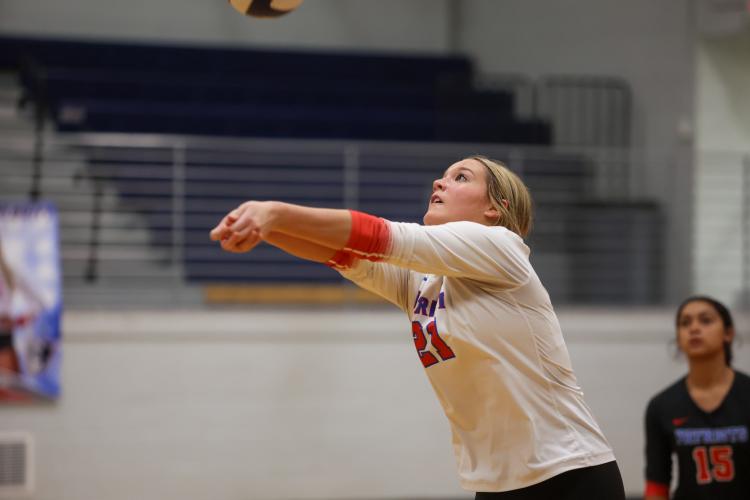 Sophomore Elizabeth Cook passes the ball in Oglethorpe County's first-round state playoff win over Rabun County on Wednesday, Oct. 18, 2023, in Lexington, Georgia (Photo/Cassidy Hettesheimer).