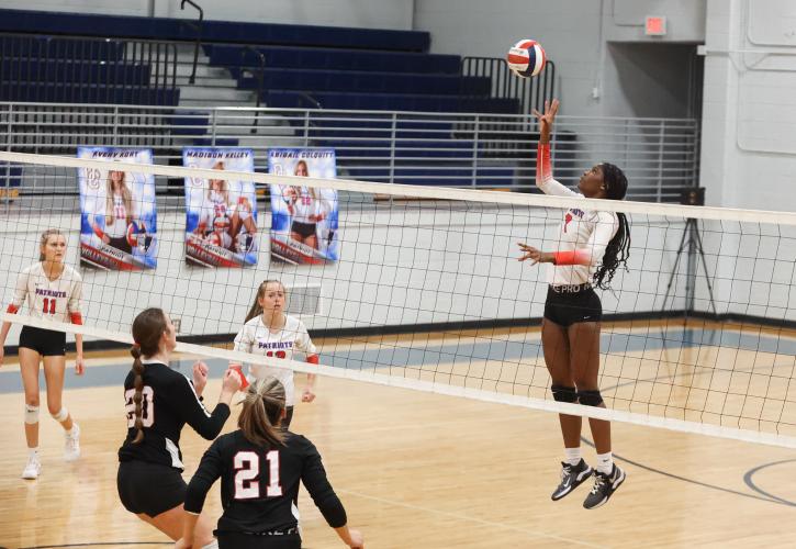 Junior Kenzie Henderson returns the ball over the net during Oglethorpe County's first-round state playoff win over Rabun County on Wednesday, Oct. 18, 2023, in Lexington, Georgia (Photo/Cassidy Hettesheimer).