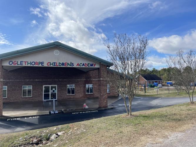 Town and Country Kafe neighbors Oglethorpe Children’s Academy. Due to the proximity, the cafe and restaurant will not serve alcoholic beverages. (Margaux Binder/The Oglethorpe Echo)