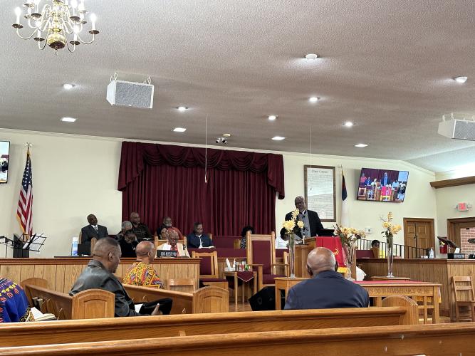 Rev. James Wymbs, pastor at New Bethlehem Baptist Church, delivered a sermon to the parish on Feb. 18. This Sunday's reading was from the gospel of Luke. (Photo/Izzy Wagner)