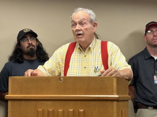 Randy Gordon lives on Almond Drive, a gravel road in Oglethorpe County. He voiced his complaints about the condition of the road and that the USPS is attempting to make him move his mailbox to Watson Mill Road. (Andy Johnston/The Oglethorpe Echo)