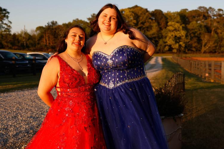 Anika Bermudez and Kylee Daniel pose for a photo at the 2025 Oglethorpe County High School Prom at Historic Smithonia Farm in Colbert, Georgia on Saturday, April 12, 2025. Bermudez, a senior, has been best friends with Daniel since Kindergarten. Even though they go to different schools, they both planned to attend each other’s proms together. (Photo/Libby Hobbs)