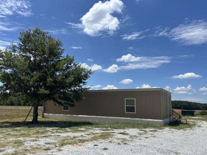 The Oglethorpe County Sheriff's Office recently acquired this modular building from the Oglethorpe County School District in a trade with the agency for weapons detection software. The building will house a new training room, office and a storage room. Oglethorpe County Primary School. (Photo/Alex Perri)