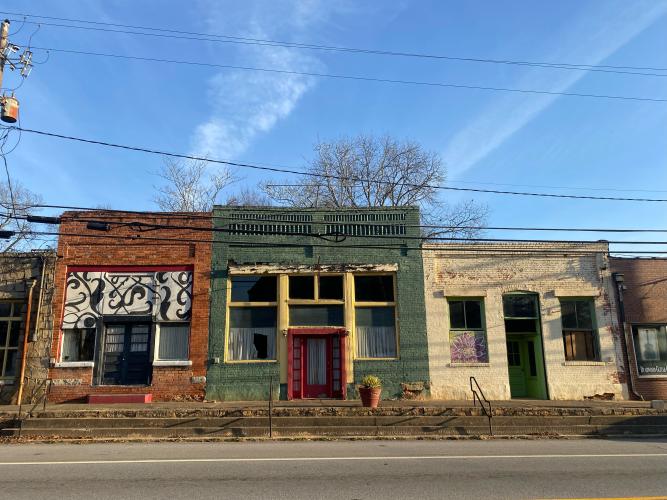 Property owner Rick Hawkins appears to be making progress on repairs to the buildings he owns in downtown Lexington. He owns six buildings, four of which are for sale, local representative Kathrine Clark said. (Photo/Dink NeSmith)
