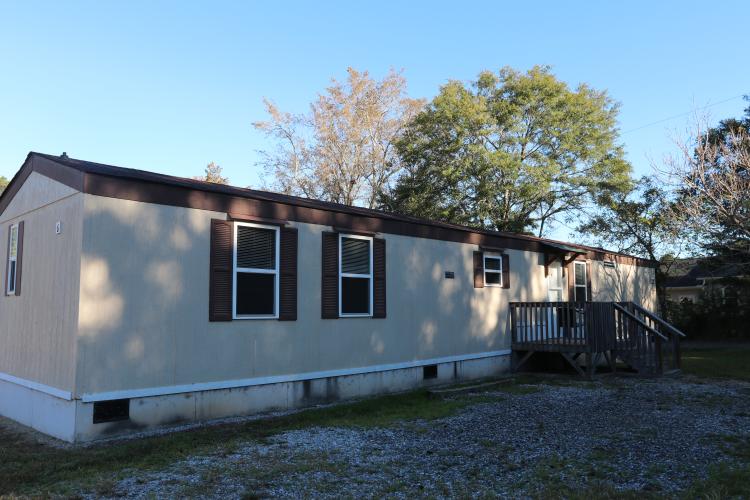 Crawford Mobile Home Community has provided affordable housing for residents in Oglethorpe County for the past 15 years. The 25 homes on this property consist of 2-bedroom and 3-bedroom units and are rented for an average of $1,000 a month. (Ansley Gavlak/The Oglethorpe Echo)
