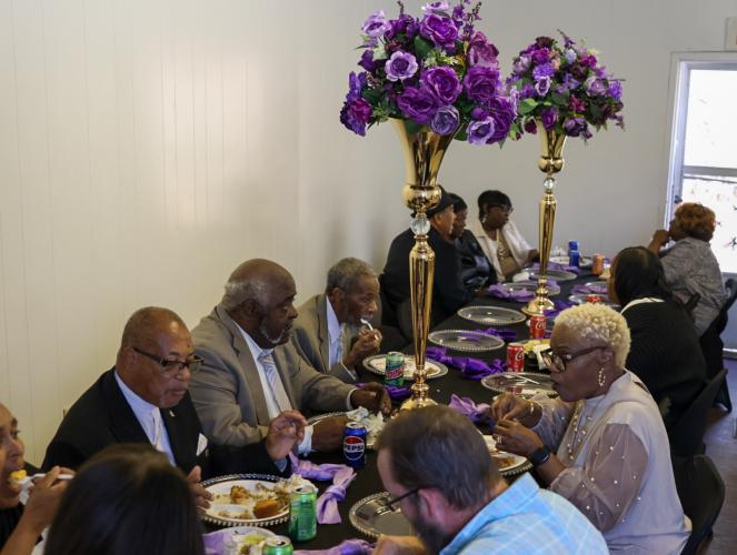 Attendees eat lunch together before the rededication service at St. Paul Methodist Church in Lexington on Sunday, Nov. 16, 2025. Members cooked and served a meal to the congregation prior to the service. (Photo/Susanna Johnson)