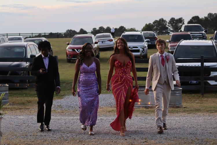 Students arrive at Historic Smithonia Farm in Colbert for the Oglethorpe County High School prom on Saturday, April 18. (Photo/Mia Tanner)