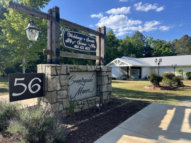 Countryside Manor serves as a venue for weddings, celebrations and community events in Winterville. Co-owner Claudia Reit said major startup costs included commercial insurance and property taxes, adding she shopped around to find the best insurance coverage for the venue. (Emilie Sullivan/The Oglethorpe Echo)