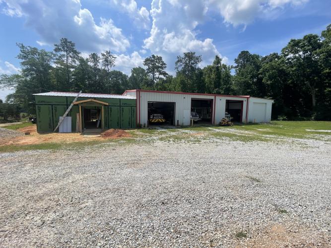 The Arnoldsville Fire Department is undergoing a renovation to add a building with an office, a kitchen and an ADA-compliant bathroom. The addition will provide space for the volunteer firefighters and the community. (Lexie Shadix/The Oglethorpe Echo)