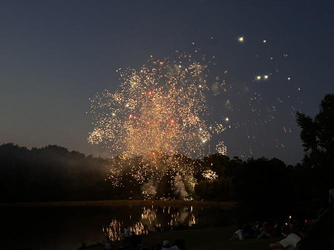 Fireworks light up the sky over Bryan Park during the annual Fourth of July show in 2025. (Elizabeth Kim/The Oglethorpe Echo)