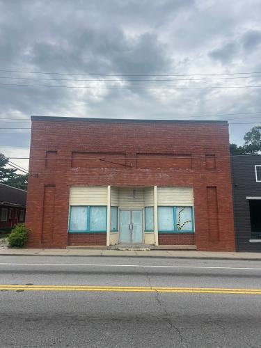 The building at 1147 Athens Road in downtown Crawford most recently was A&amp;B Emporium. Developer Paul “Stags” Oristaglio plans to turn it into a cafe-style restaurant and hospitality space. (Jessie Isaacs/The Oglethorpe Echo)