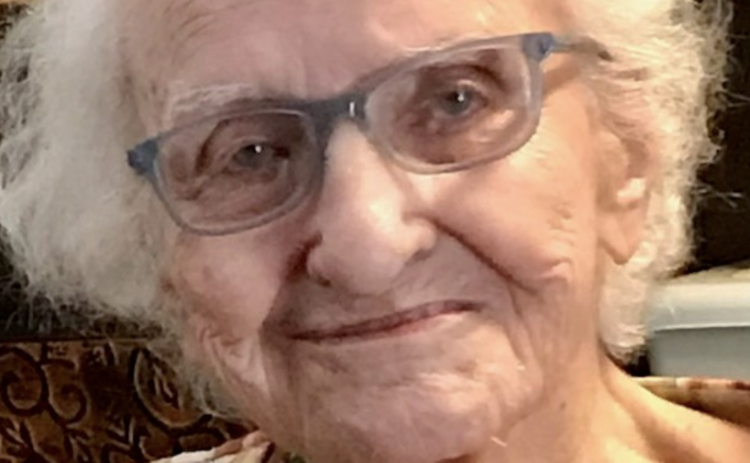 Estelle Lloyd