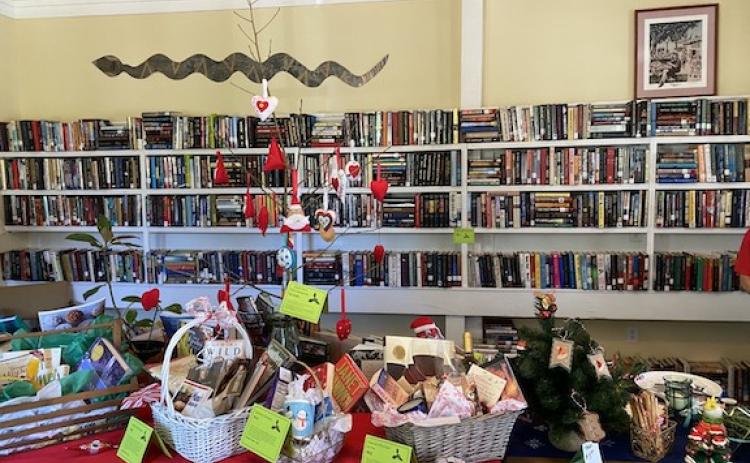 Babs DeArmond said to expect “maybe three times as many baskets” than last year’s Christmas Bazaar and Book Sale. This year’s sale, hosted by the Friends of the Oglethorpe County Library, will start at 10 a.m. Saturday, Dec. 3. (Submitted Photo)