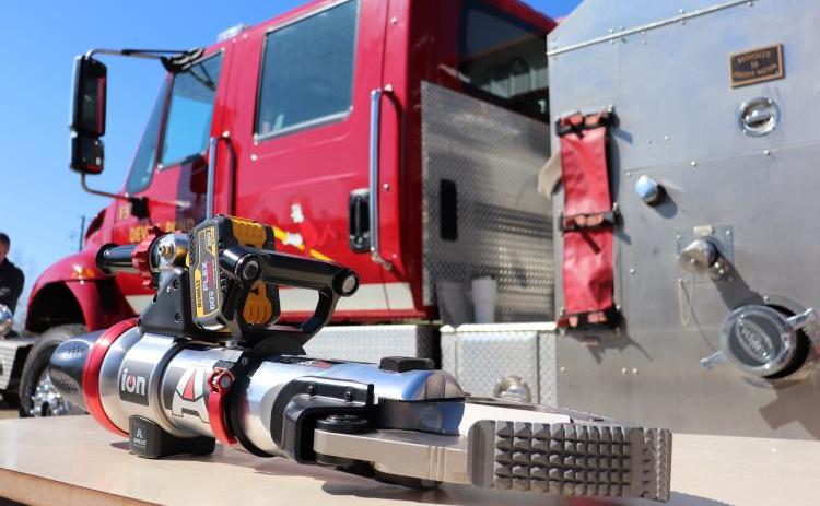 Community donations helped the Devil’s Pond Volunteer Fire Department purchase a JAWS Combi Tool last year. The tool is used to help free accident victims from vehicles. (ELOISE MCNAIR/THE OGLETHORPE ECHO)